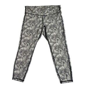 Gap Fit Women's Crop Tight Legging Black White Jacquard Cropped -Size Large